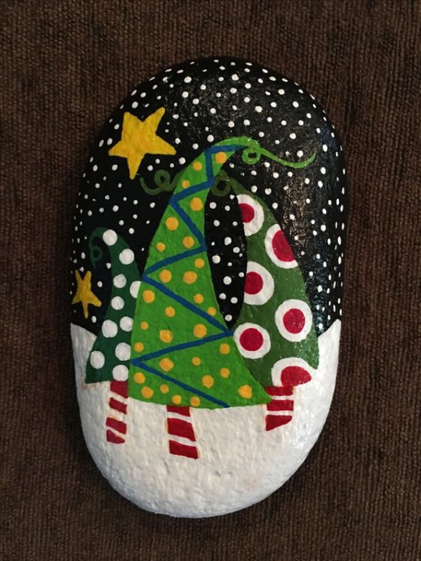 namalujte kameny z jedle a vyrobte si vlastní vánoční ozdoby