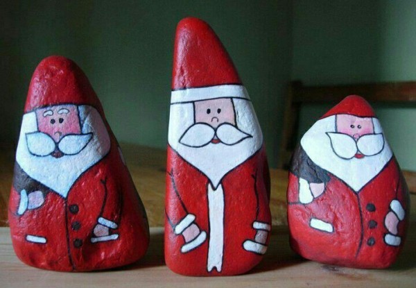 ozdobte vánoční malovací kameny