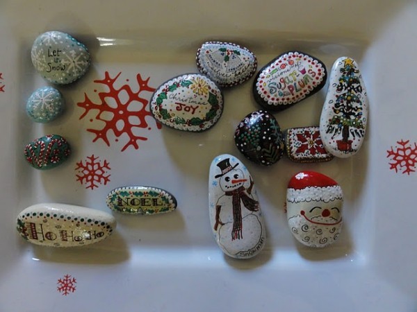 vánoční nápady řemesla zdobení vánočních kamenů malování