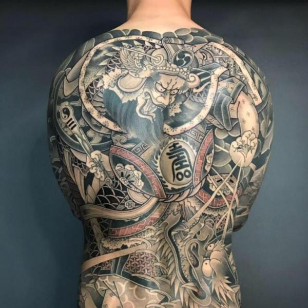 144 Unikali samurajų tatuiruotė