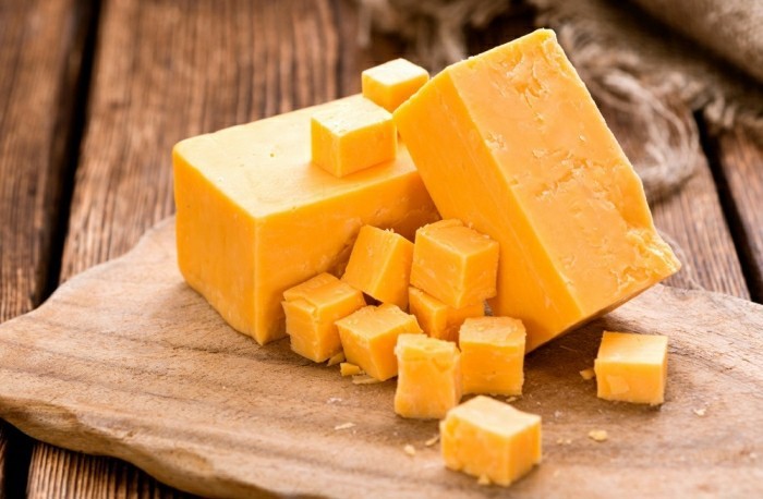 גבינות פופולריות גבינת צ'דר בריאה