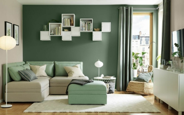 grønn stue koselig interiør forskjellige nyanser av grønt