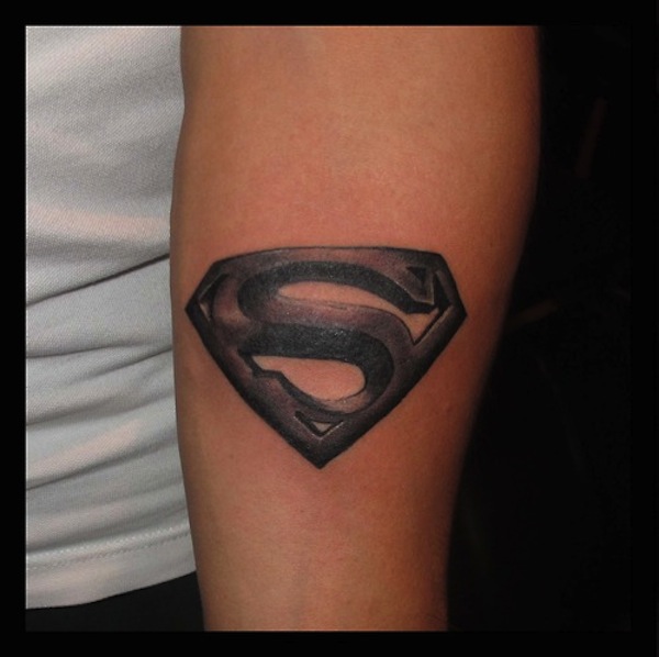 25 Supermeno tatuiruotė herojui tavyje