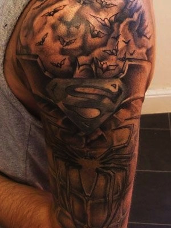 25 Supermeno tatuiruotė herojui tavyje