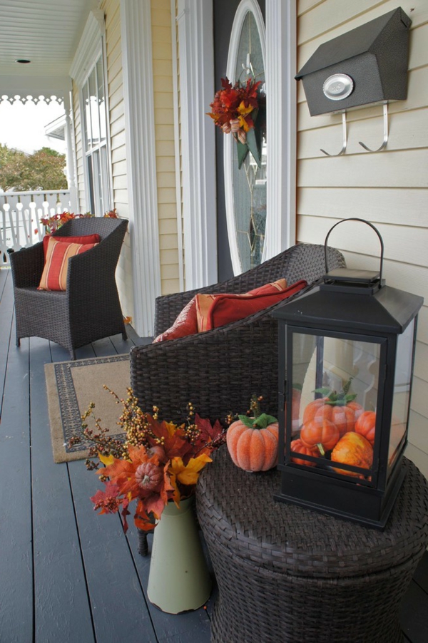 strašidelný halloween dekorace nápady sedací dýně váza