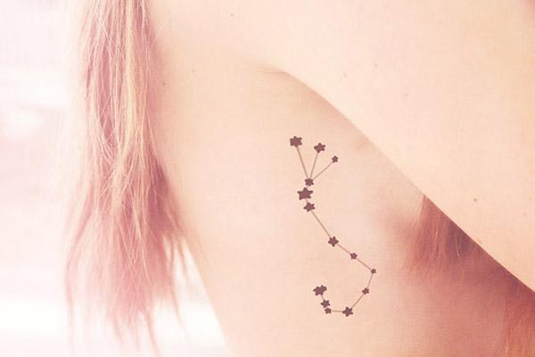 Maža žvaigždyno tatuiruotė