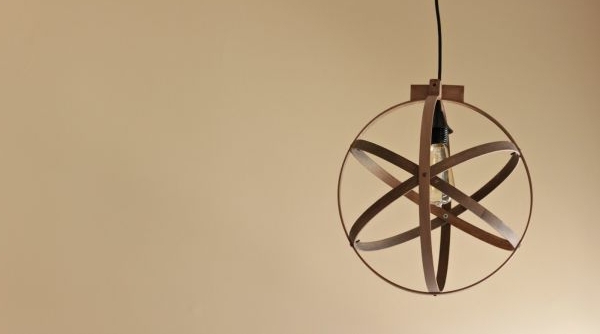 super cool závěsná lampa elegantní