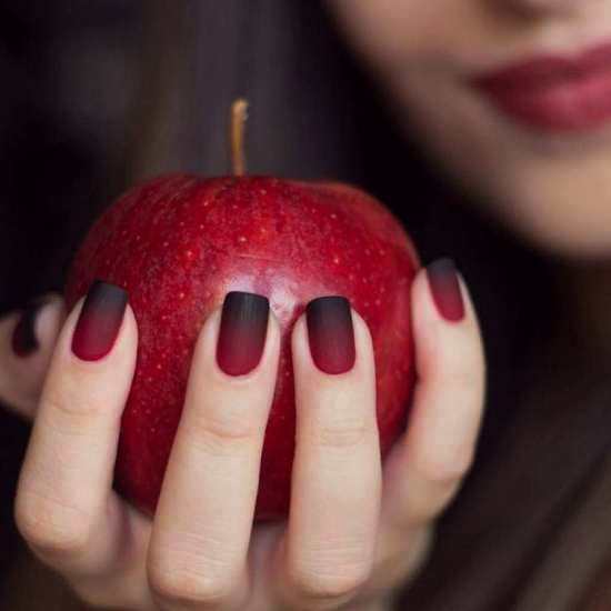 70 צבעי טרנד עכשוויים וציפורני ג'ל לסתיו תפוח ארסי אמבר שחור אדום