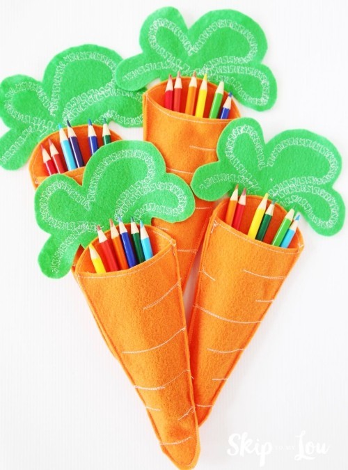Nápady a projekty pro velikonoční dekorace šití držáku pera nádoby barevné tužky mrkev mrkev