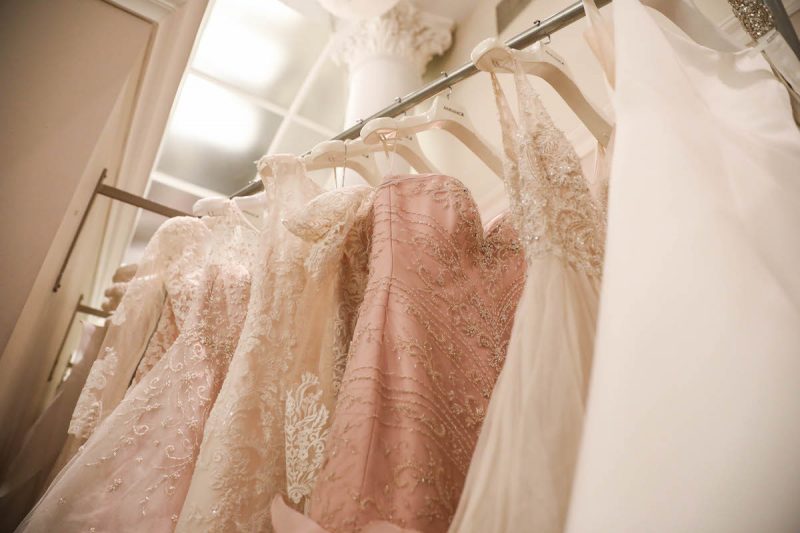 Tips for å velge riktig farge på brudekjole