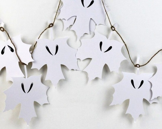 Ideer for å lage spøkelser kransblader hvite