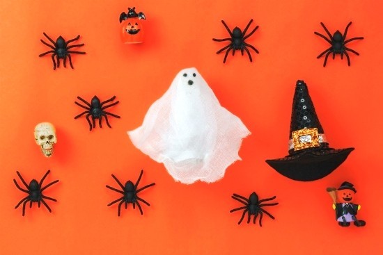 Ideer for å lage spøkelser spøkelseshekser og edderkopper