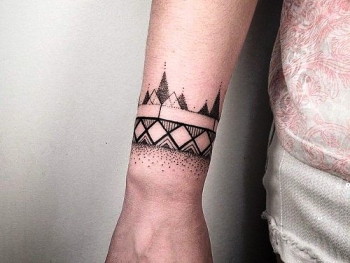 Håndleddet tatovering ideer for menn geo armbånd