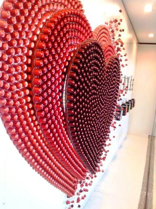 Håndverk med kaffekapsler heart mozaik enorm
