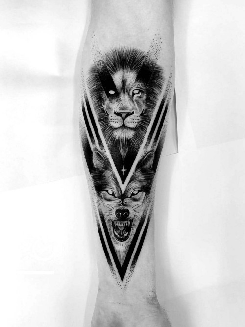 Negativní vesmírné tetovací motivy vlk a lev
