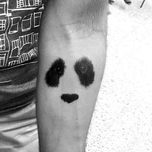 Negativní vesmírné tetovací motivy tvář panda bez obrysu