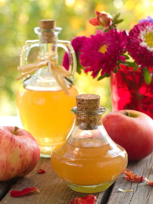 Apple Cider Eddik Diet - Hvor sunt er Detox Diet? Lag naturlig eddik selv hjemme