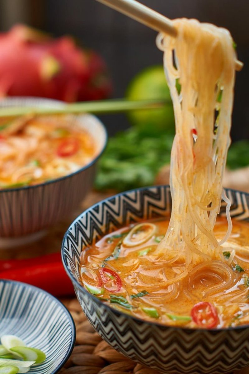 Nudlová polévka v asijském stylu