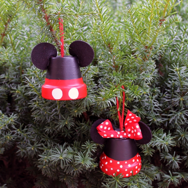 Håndverk med leirgryter - 40 kreative ideer og veldig enkle instruksjoner mickey mouse minney mus julepynt