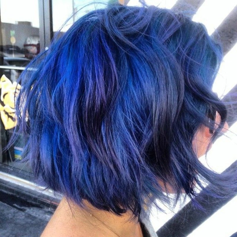 שיער כחול מודרני