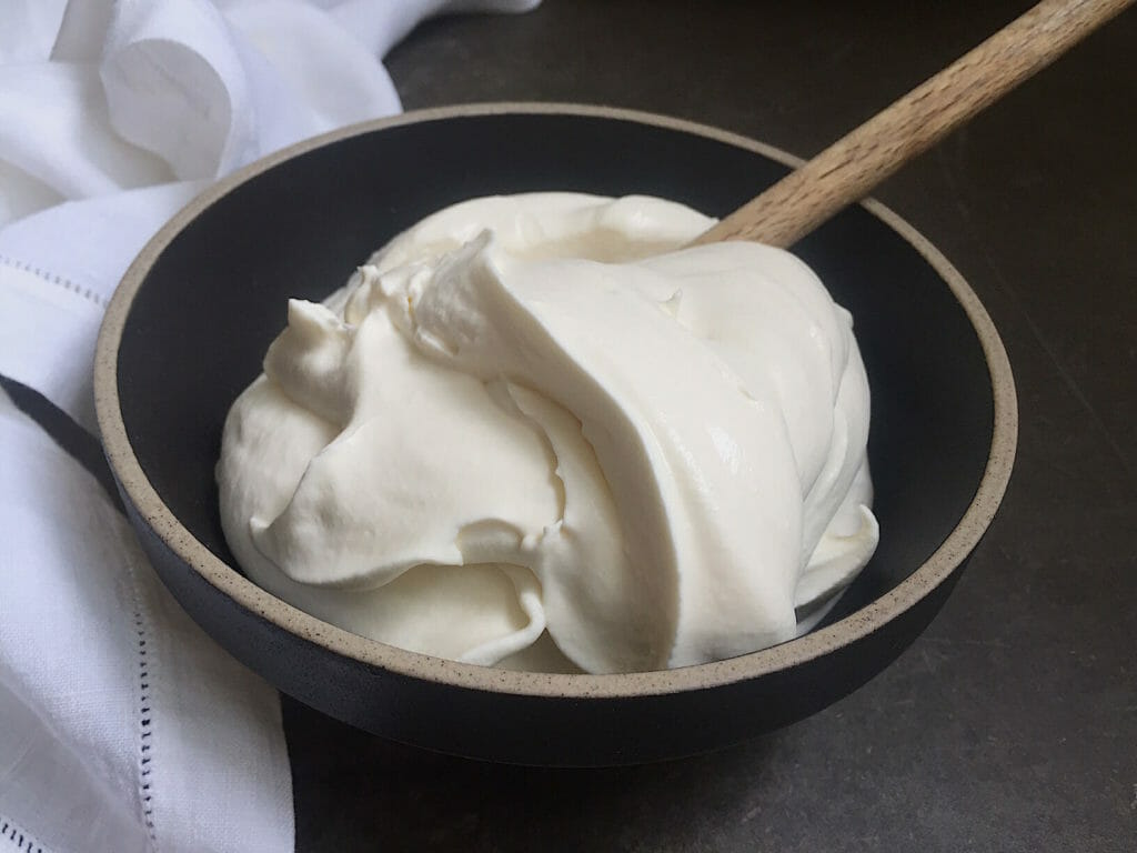 חלופות בריאות של Creme Fraiche