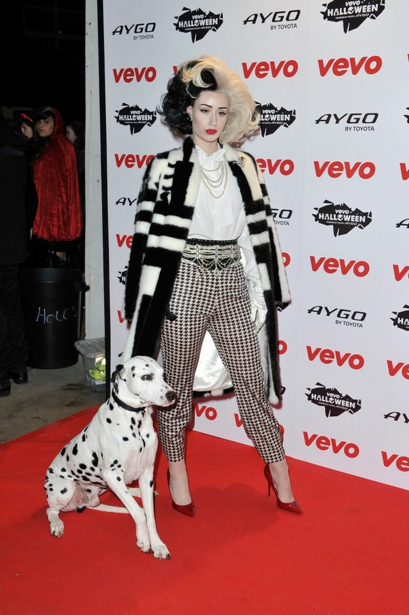 Kostým Cruella De Vil Iggy Azaleia