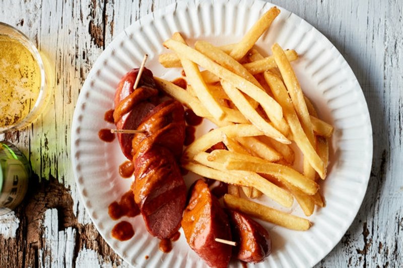 Recept na currywurst s hranolky chutný