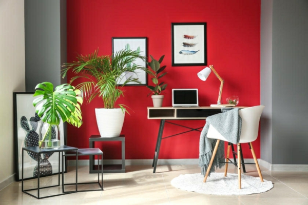 Akzentwand κόκκινο χρώμα τοίχου φρέσκια εσωτερική διακόσμηση γραφείου στο σπίτι