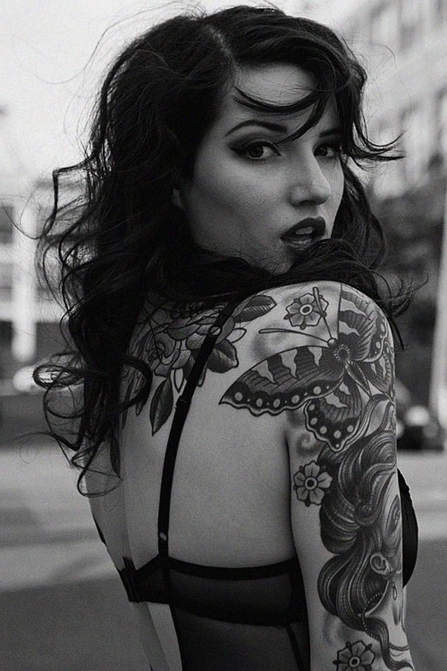 kule tatoveringsideer kvinner arm abstrakt