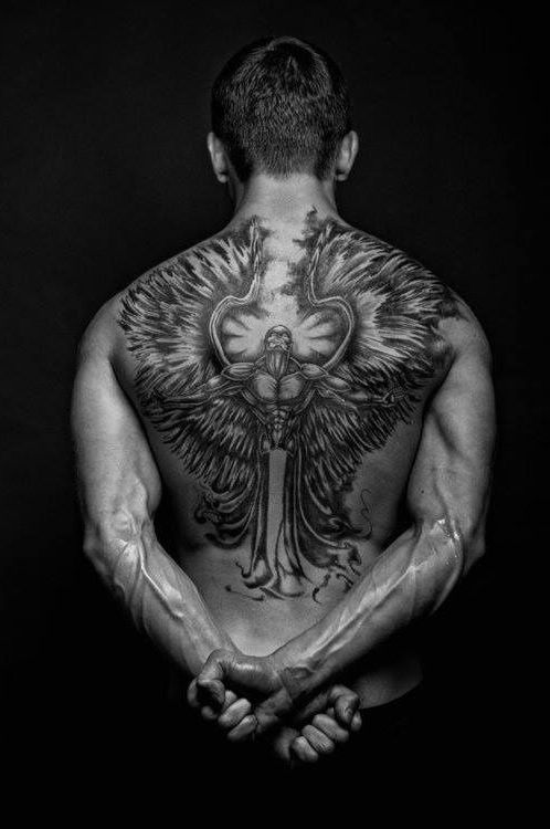 jagerfly tatovering ideer tatoveringer menn