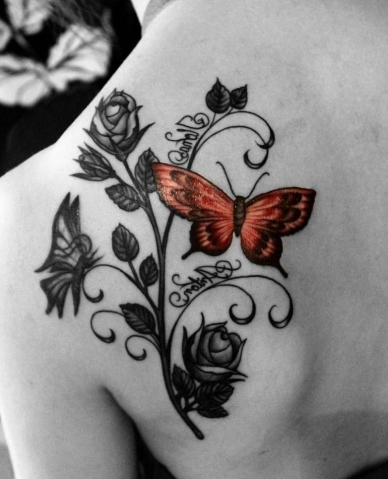 Butterfly tatovering med skrifter