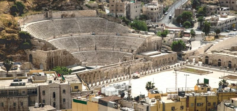 hovedstaden i Jordan Et gammelt romersk amfiteater i Amman Jordan