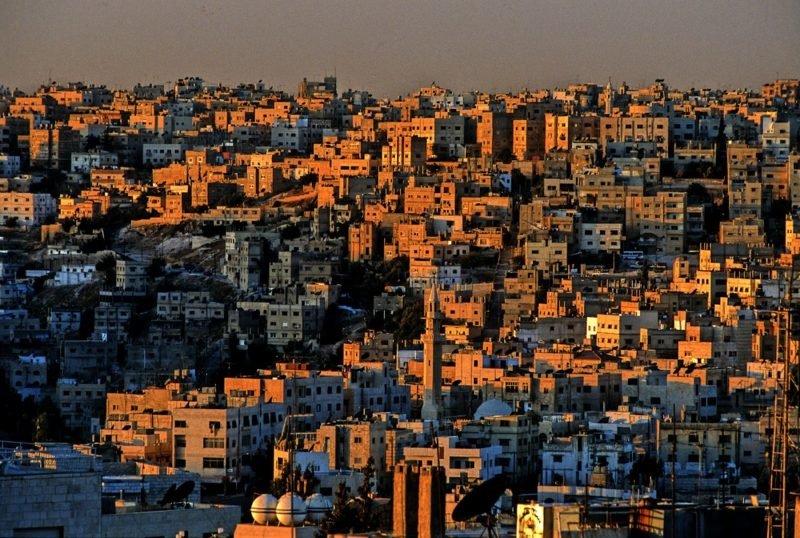 hovedstaden i Jordan (Jordan) - Amman - En moderne by bygget på tidens sand