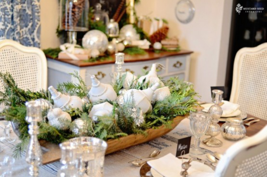 Dřevěná mísa slavnostní vánoční dekorace Vánoční koule dřevěná mísa jídelní stůl křišťálové sklenice