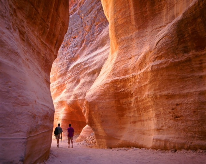 petra jordan away gorge