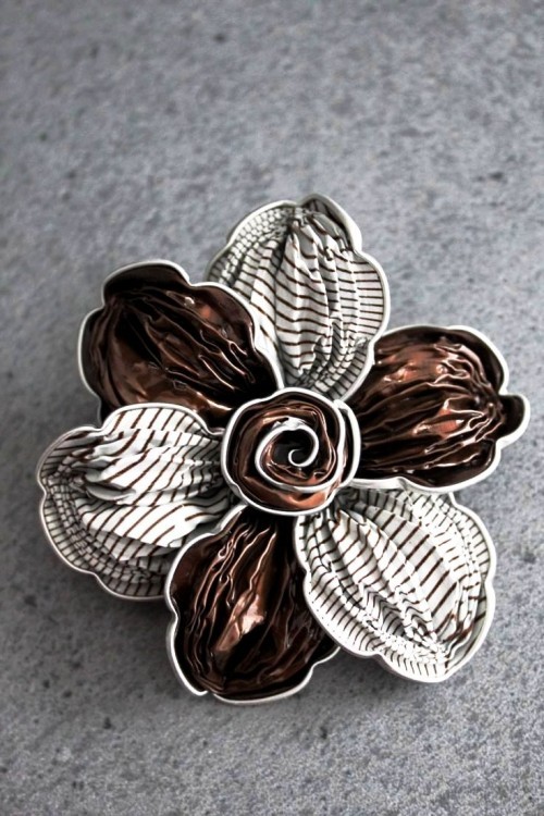 Šperky z kávových kapslí krásný lotosový květ