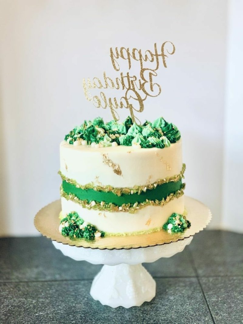 Fault Line Cake hvitt og grønt