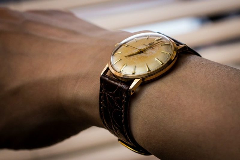 Δώρα για άνδρες για χριστουγεννιάτικο vintage ρολόι χειρός