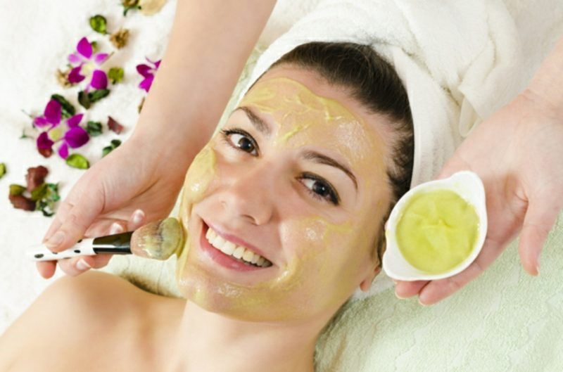 Ansiktsmasker banansmak sensitiv hud DIY oppskrift