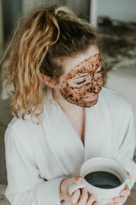 skjønnhetstips gjør ansiktsmasker til glatt hud