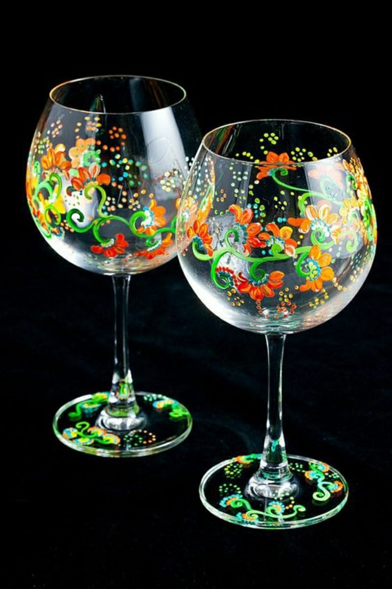 Brýle zdobí květinové vzory originálním způsobem