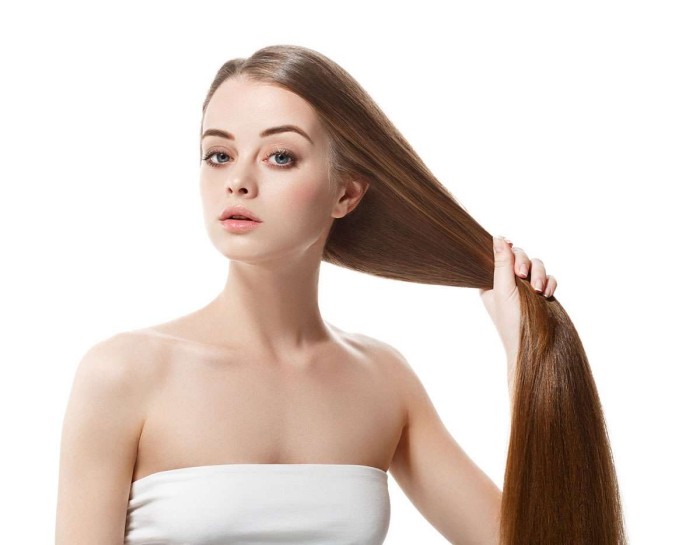 hårtransplantasjon for kvinner langt brunt hår