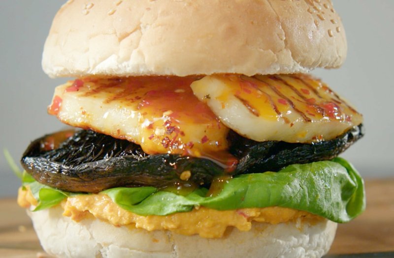 Burger s halloumi a houbami