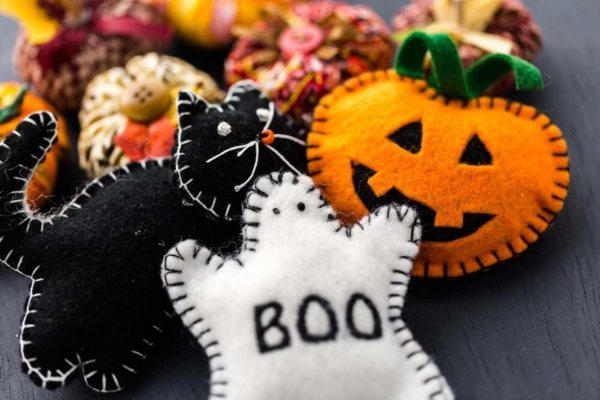 halloween håndverk ideer figurer følte deg selv lage halloween dekorasjon