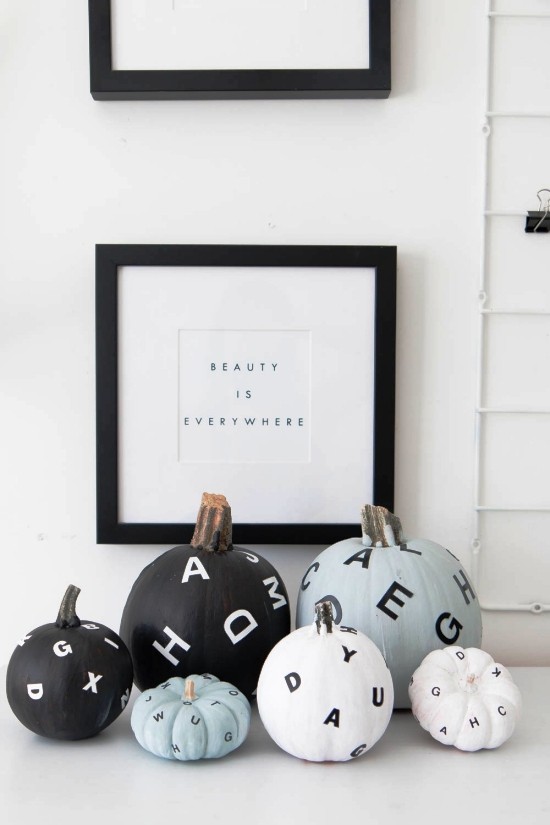 Halloween dýně - 140 uměleckých nápadů a návodů dýně se samolepkami na dopisy