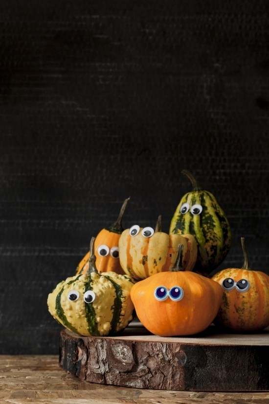 Halloween dýňová malba - 140 výtvarných nápadů a návodů vtipné dekorativní dýně s googly očima