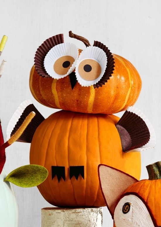 Halloween dýně - 140 uměleckých nápadů a návodů sova z dýňového a muffinového papíru