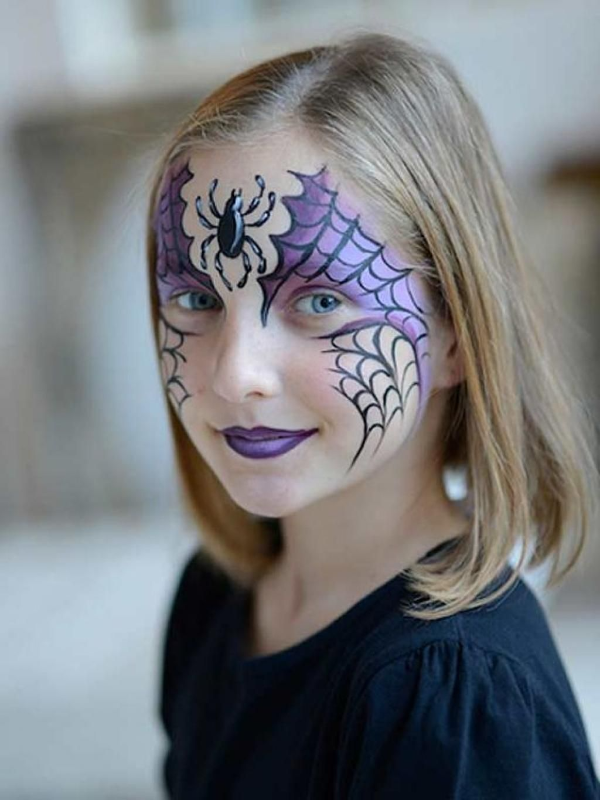 Halloween Make Up-lilla-svart sminke