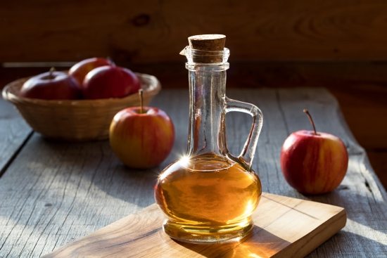 jablečný ocet zdravý domácí lék na pálení žáhy