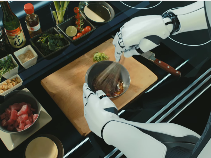 רובוט במתקן המטבח
